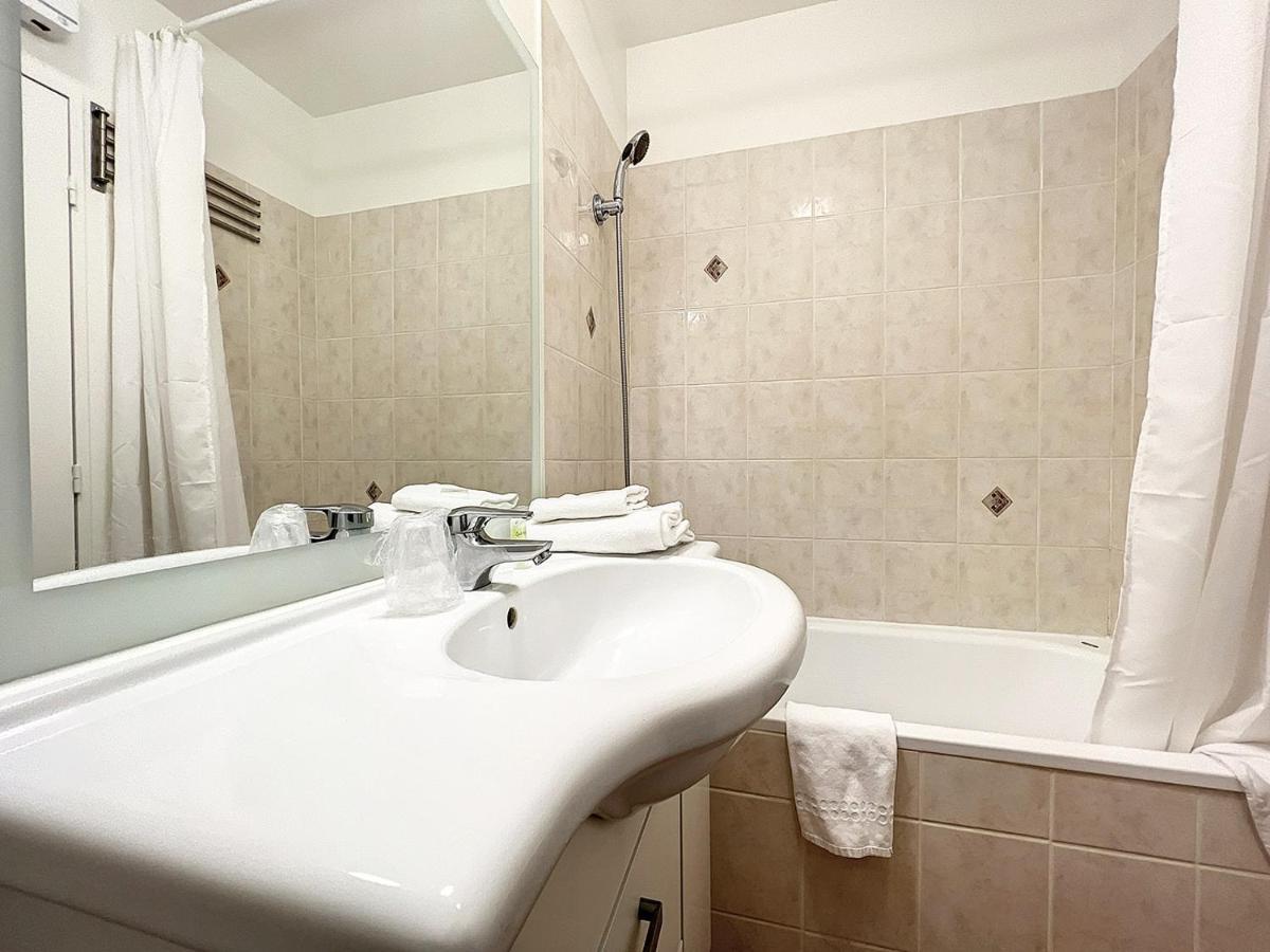 Valhotel - Hotel-Residence Chateaufort Ngoại thất bức ảnh